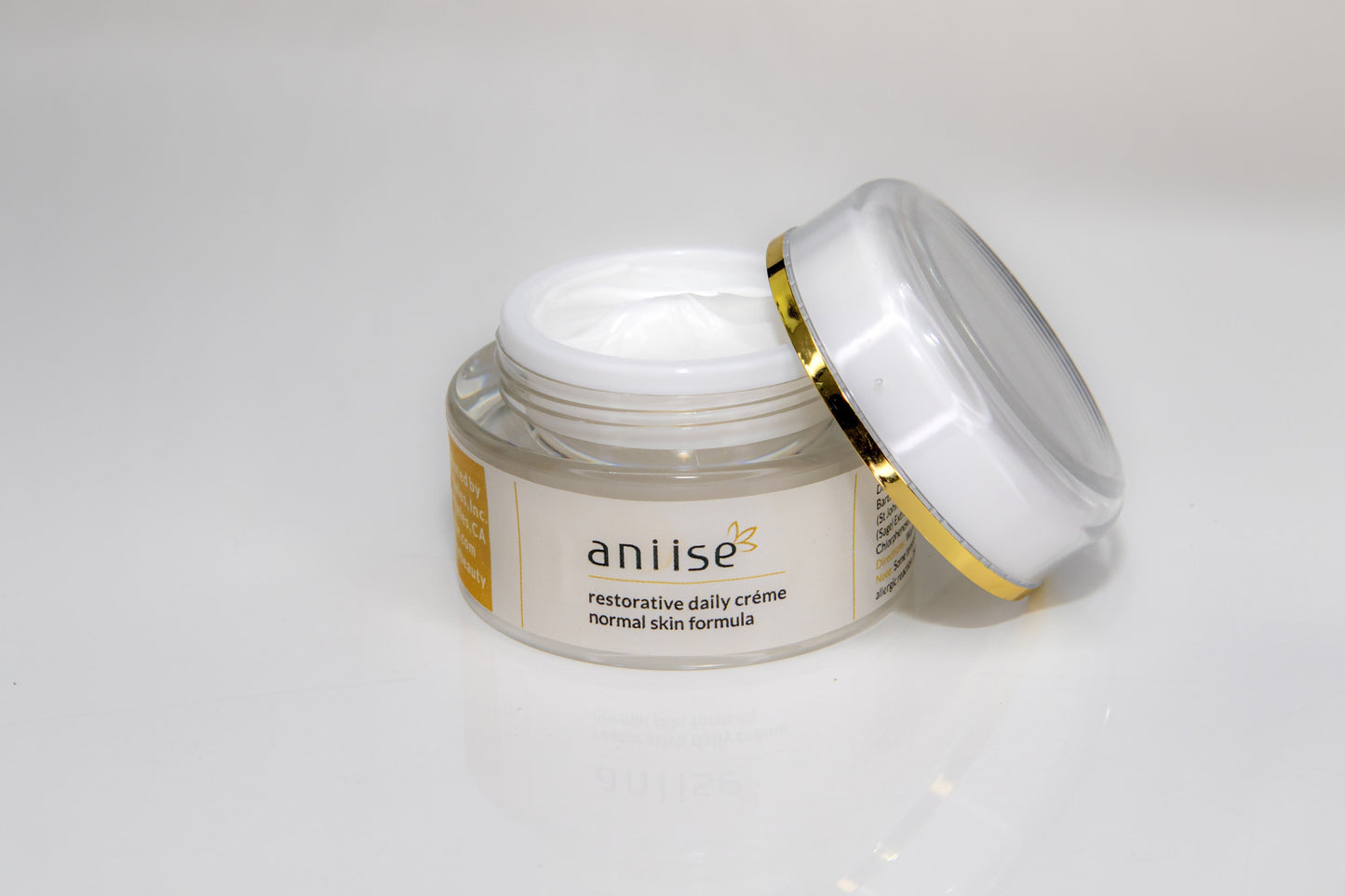 Aniise Natural Skin Care: Skincare Collection For Your 20s: Exfoliate, Cleanse, Tone, Hydrate